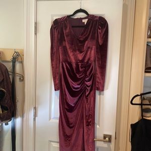 Long Sleeve Stretch Velvet Dress